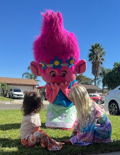 Poppy Trolls mascot character for birthday parties in Inland Empire